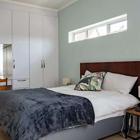 3 On Tessa Guesthouse Johannesburg Exterior foto